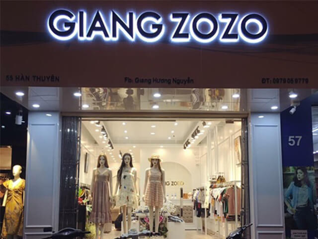 Địa chỉ nhận làm bảng hiệu shop quần áo chuyên nghiệp 2021